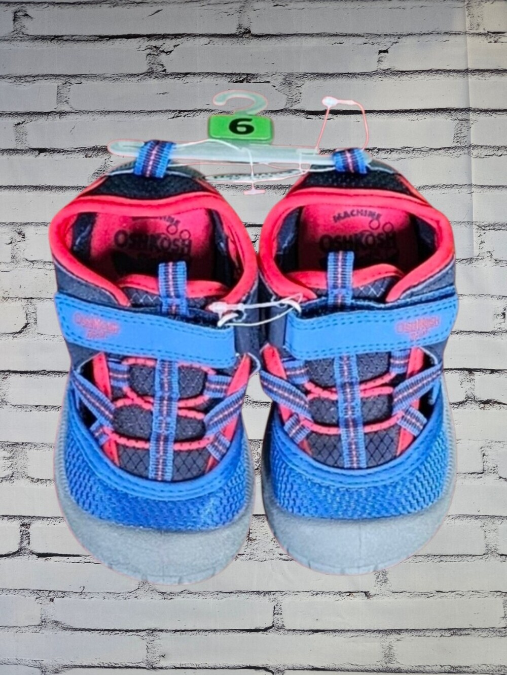 OSHKOSH B'GOSH | 'PAUL' BUMPER TOE SANDALS - NWOT!